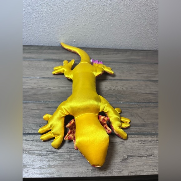 Crazy Critters Lizard Plush Toy Orange Red Dot Gecko Stretchy Beanbag Style tags - Picture 6 of 6